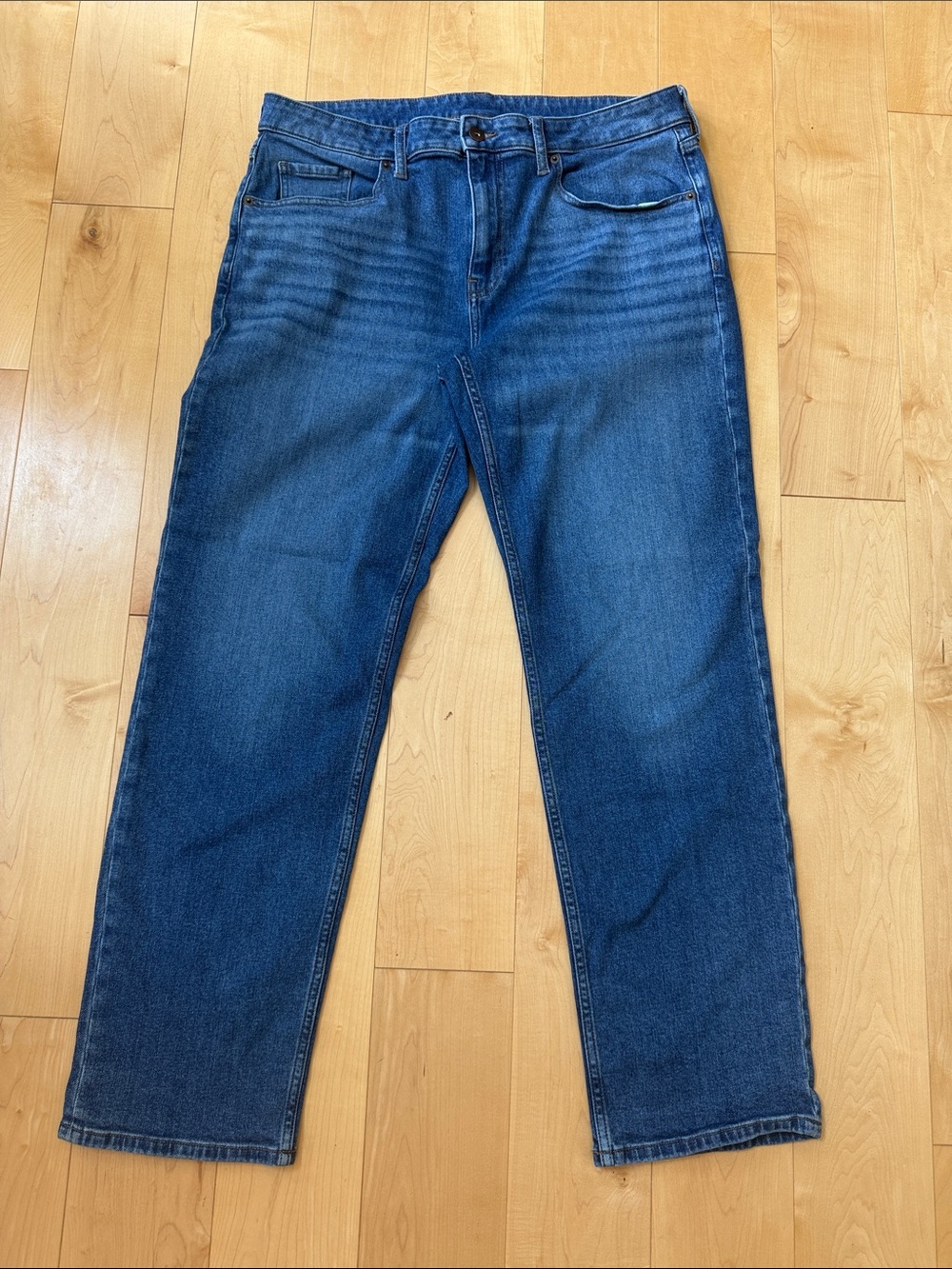 True Classic Relaxed Fit Men's Denim Jeans in Medium Blue36w x 32L